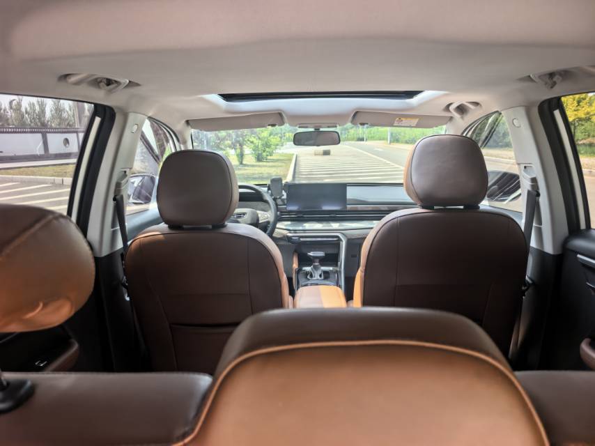 GEELY Vision X6 2023 car image #9