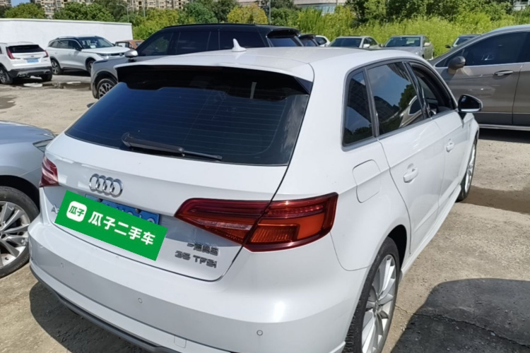 Audi A3 2017 car image #7
