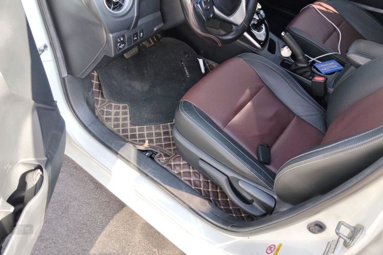 Toyota Corolla 2019 #18 Toyota Corolla 2019 car image #18