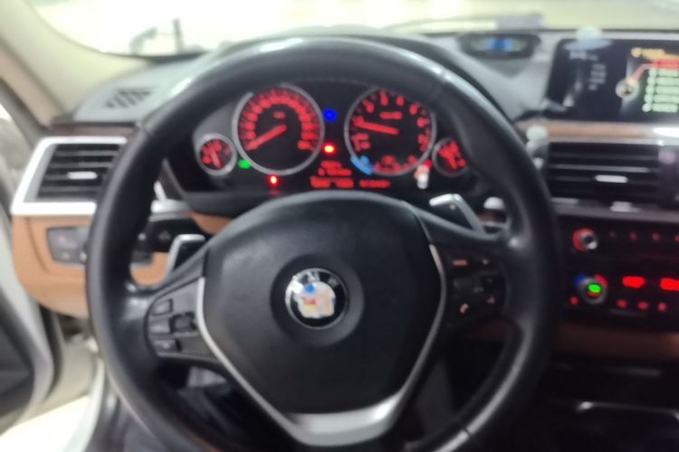 BMW 3 Series 2016 #11 BMW 3 Series 2016 immagine di auto #11