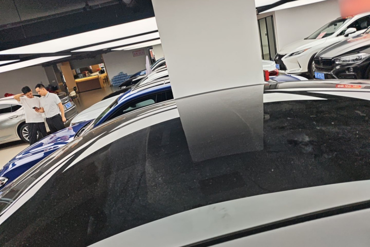 Tesla Model Y 2022 #25 Tesla Model Y 2022 immagine di auto #25