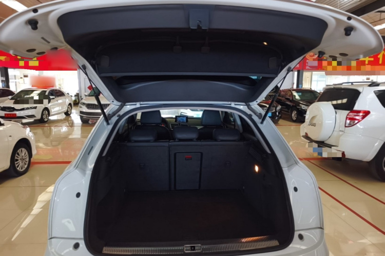 Audi Q3 2015 #21 Audi Q3 2015 car image #21