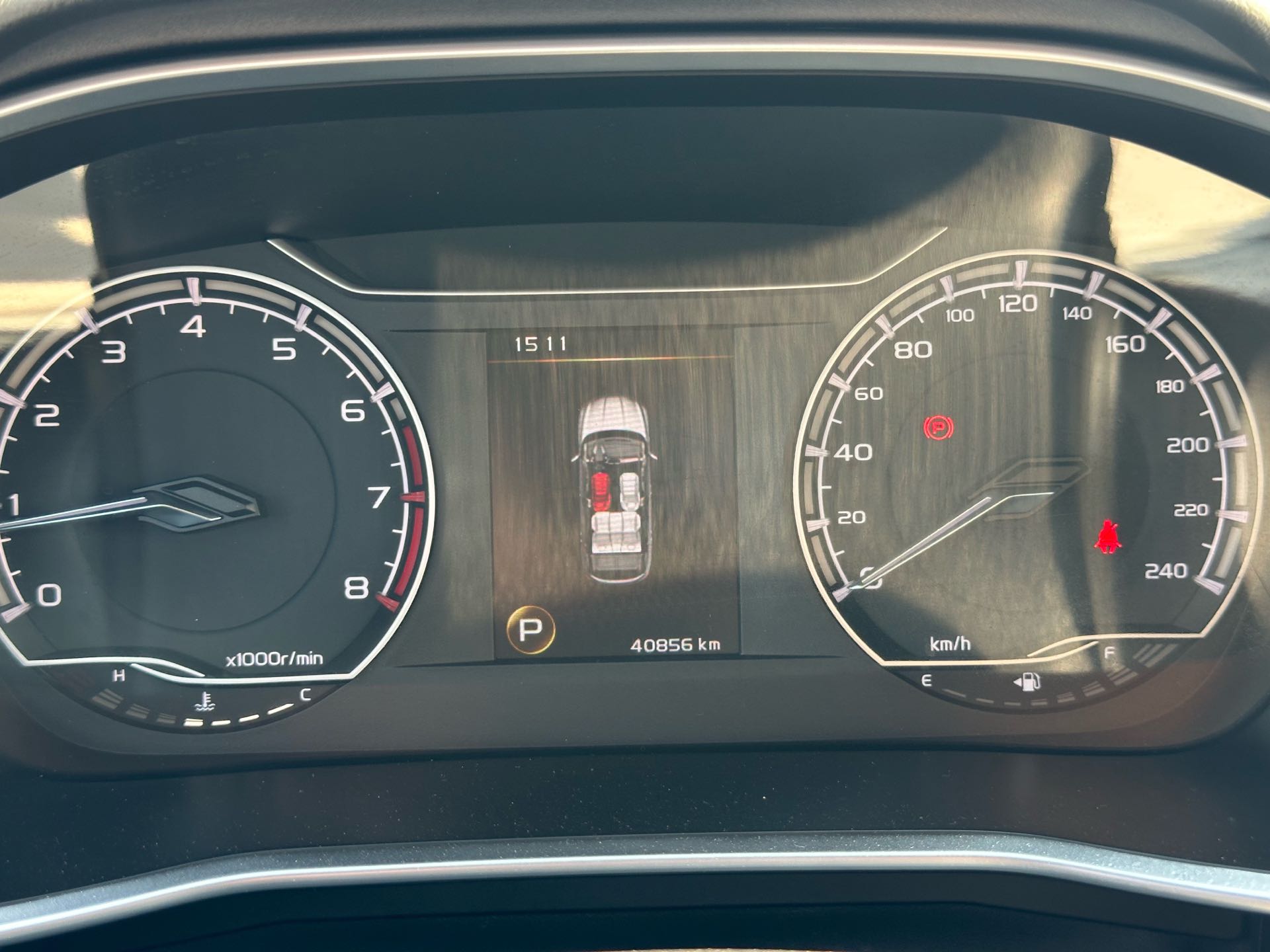 GEELY Coolray 2020 car image #16