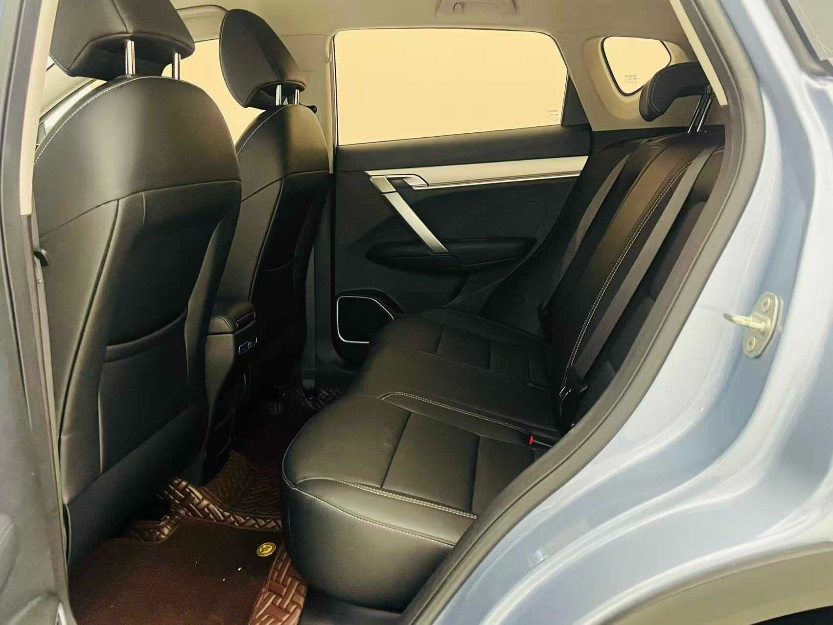 GEELY Coolray 2025 car image #9