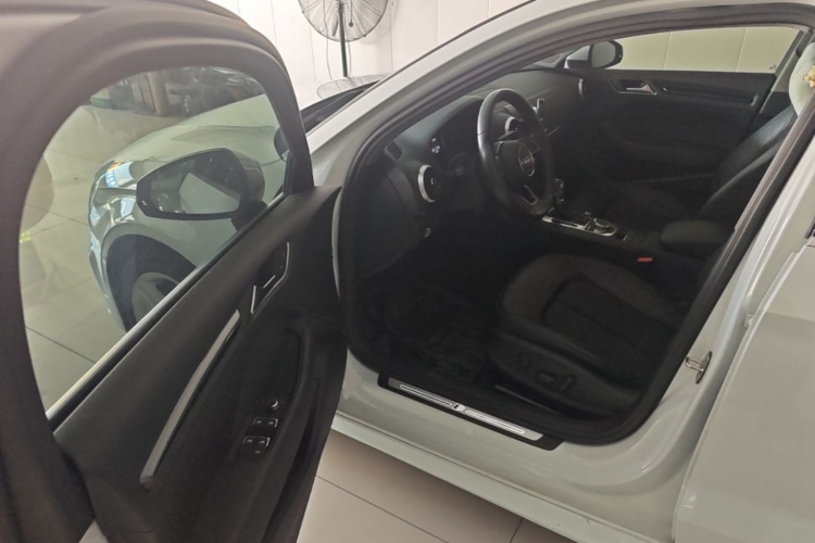 Audi A3 2019 #16 Audi A3 2019 car image #16