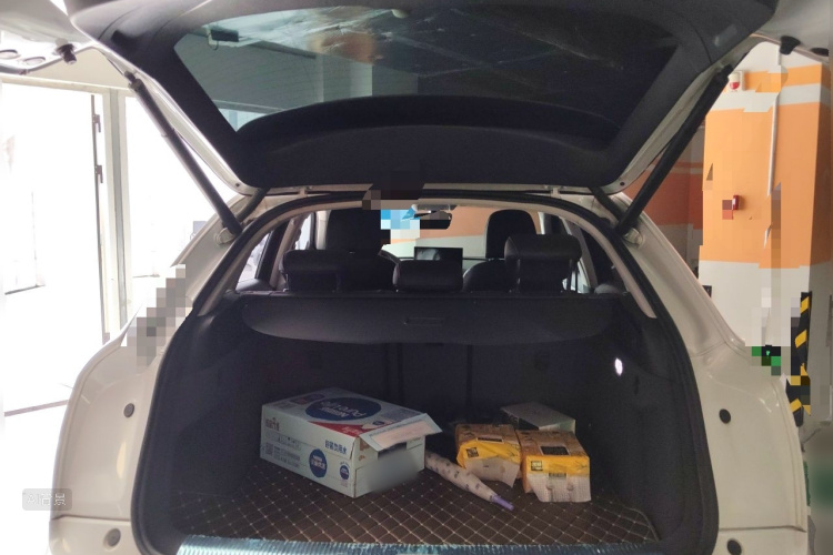 Audi Q3 2019 car image #21