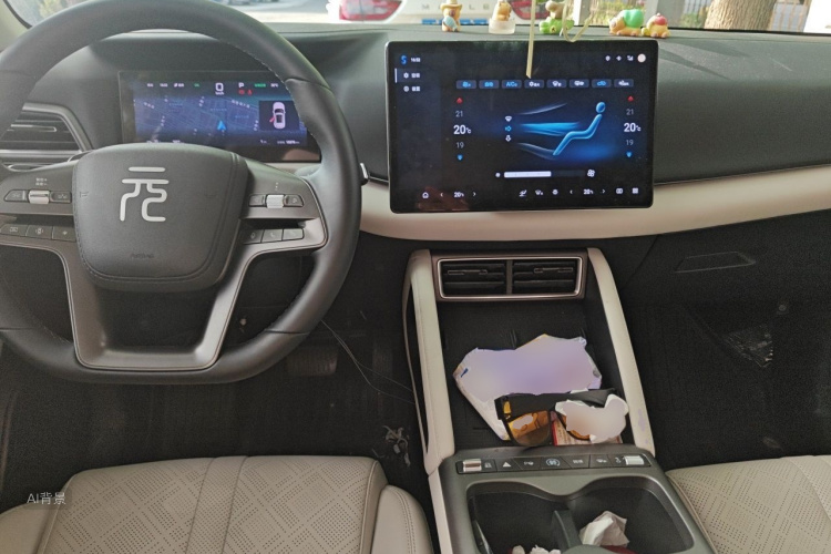 BYD YuanUP 2025 car image #11