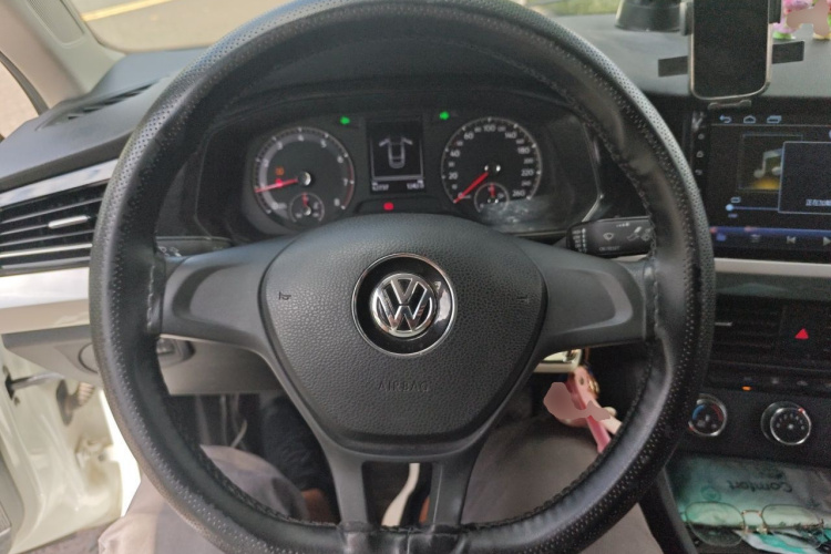 Volkswagen Bora 2019 #11 Volkswagen Bora 2019 car image #11