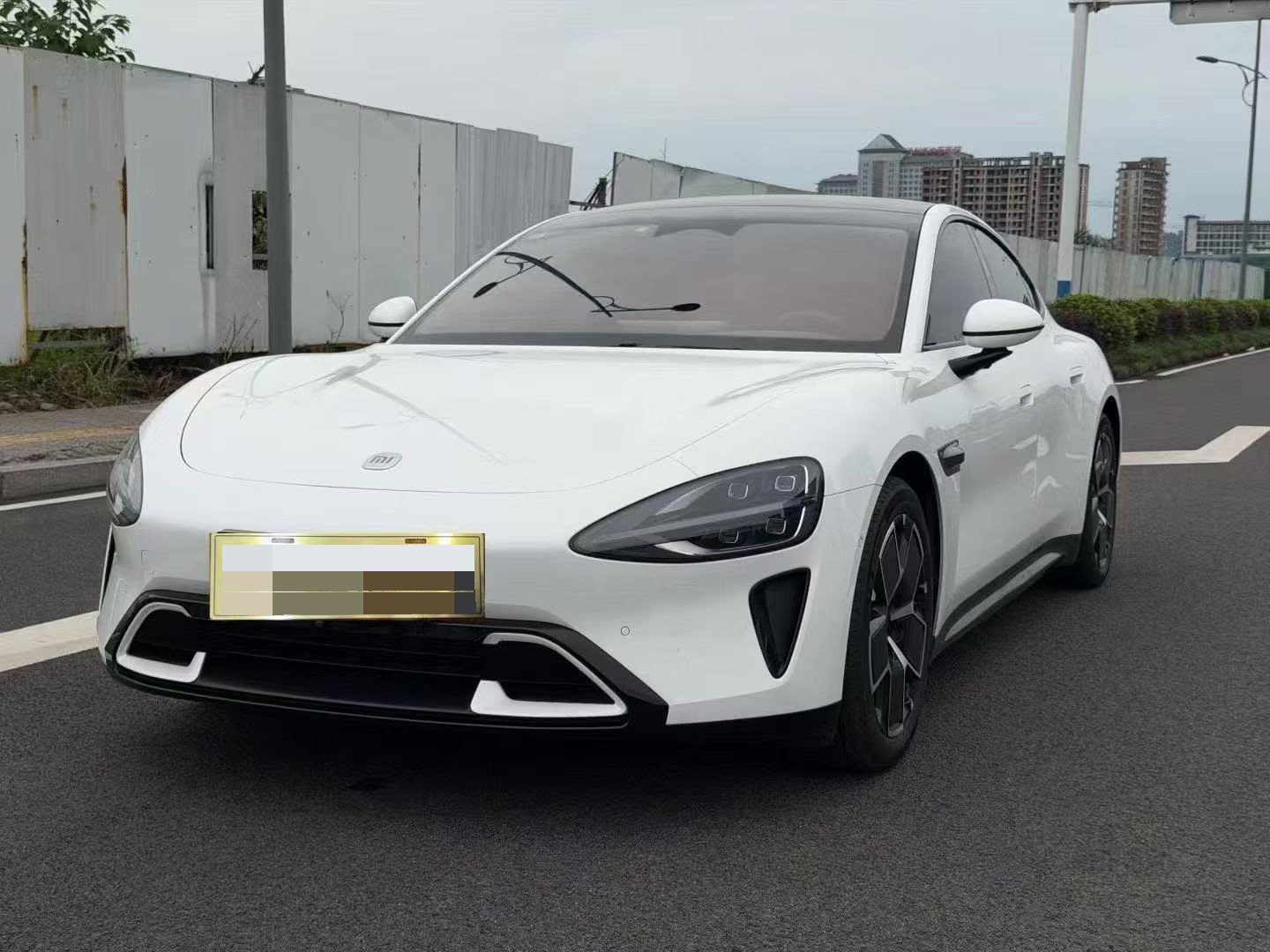 MI SU7 2025 car image 