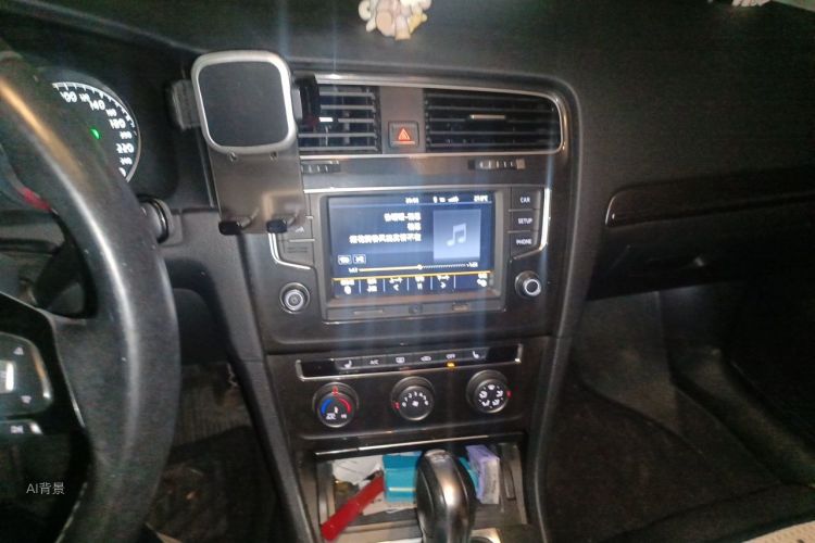 Volkswagen Golf 2017 car image #15