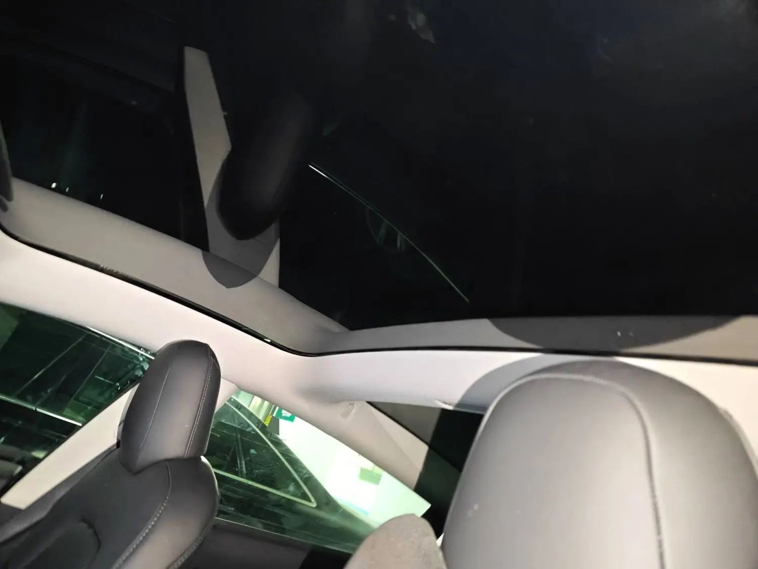 Tesla Model 3 2020 car image #12