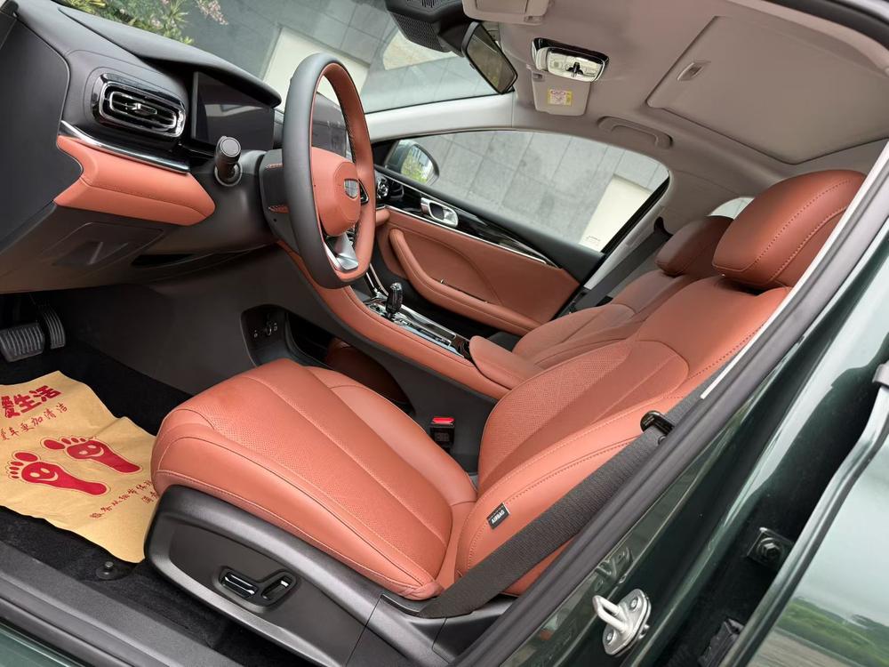 GEELY Emgrand 2026 immagine di auto #8