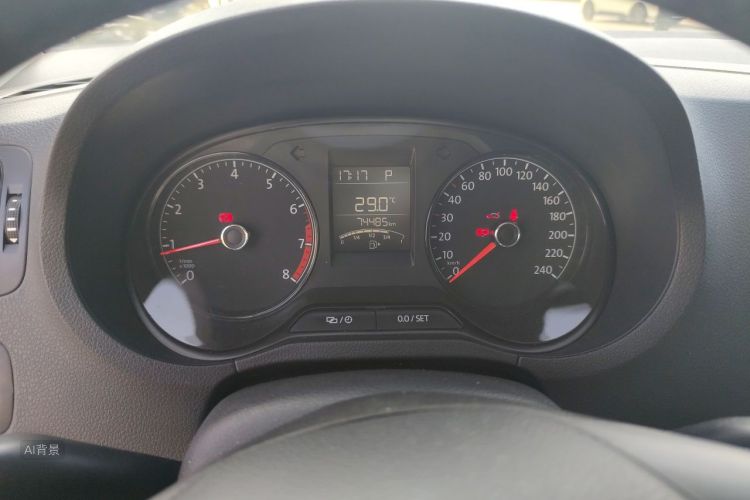 Volkswagen Polo 2017 car image #13