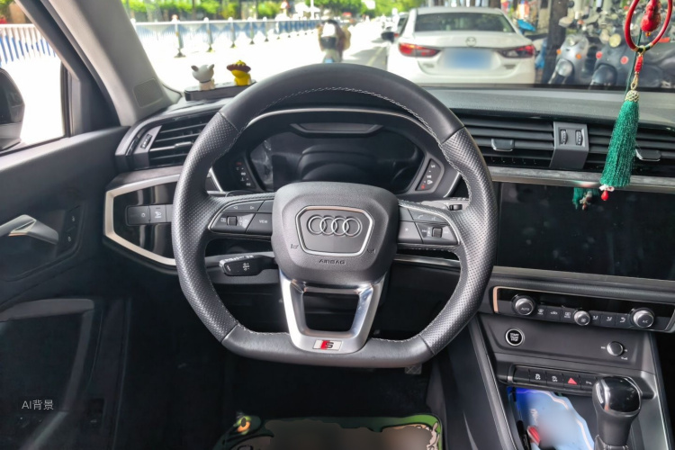Audi Q3 2023 #12 Audi Q3 2023 car image #12