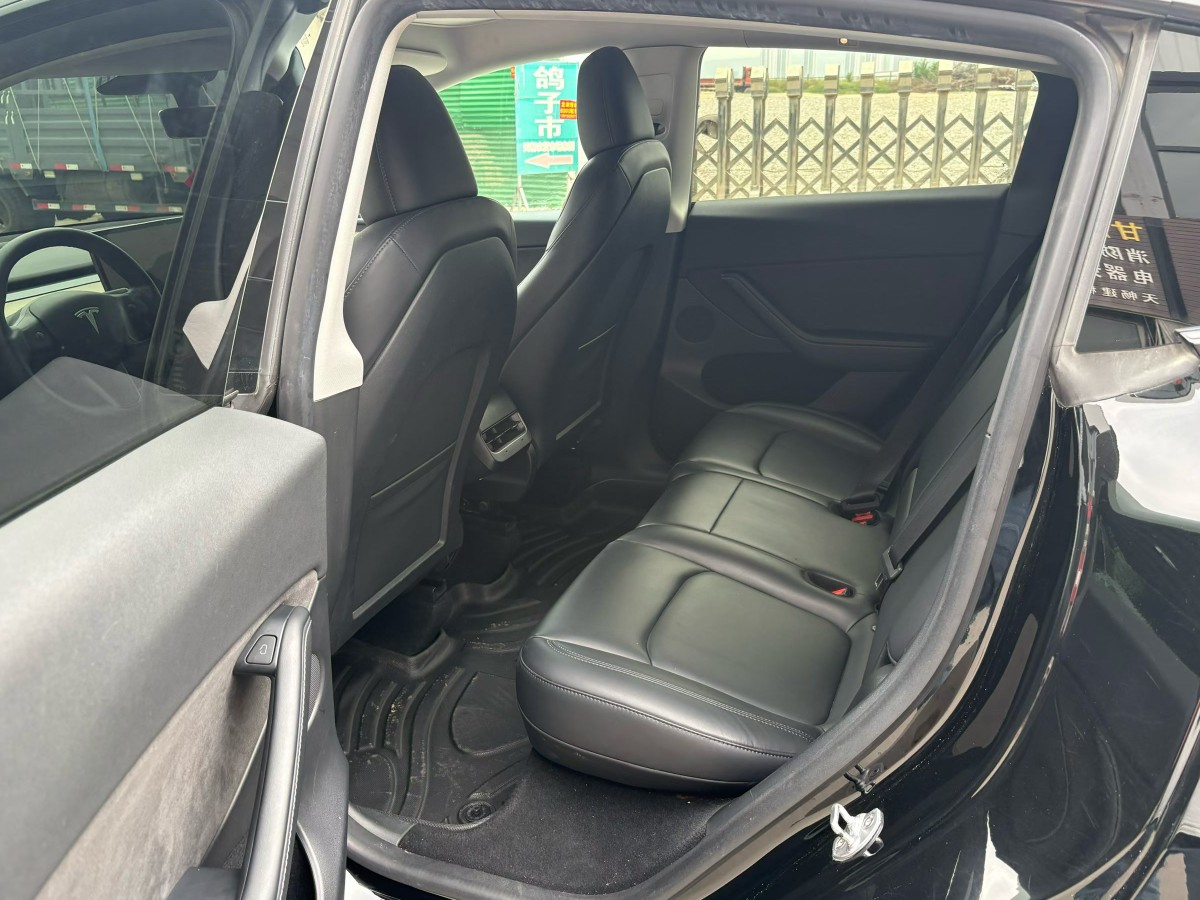 Tesla Model Y 2023 #8 Tesla Model Y 2023 car image #8