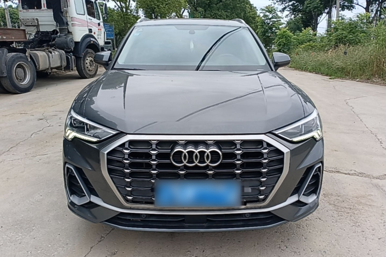 Audi Q3 2019 #3 Audi Q3 2019 car image #3