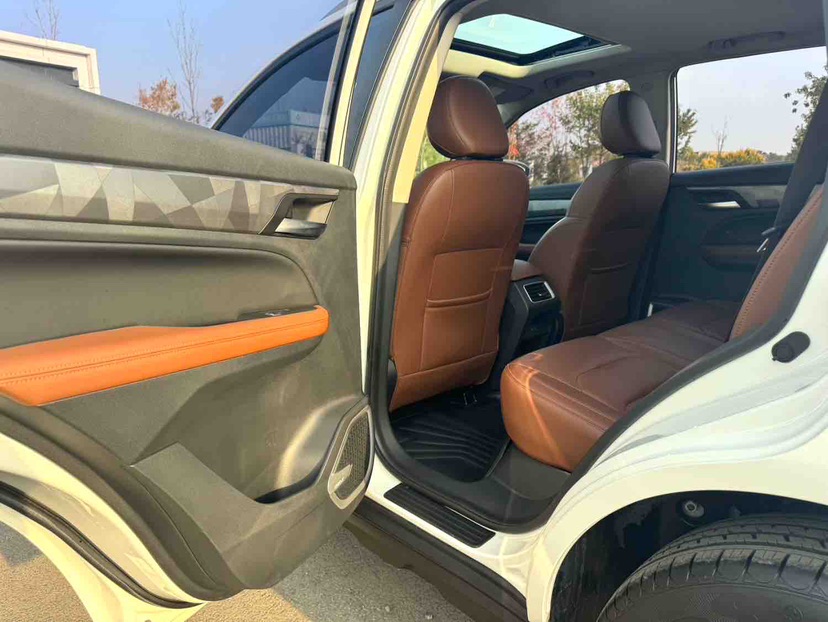 GEELY Vision X6 2023 صورة سيارة #8