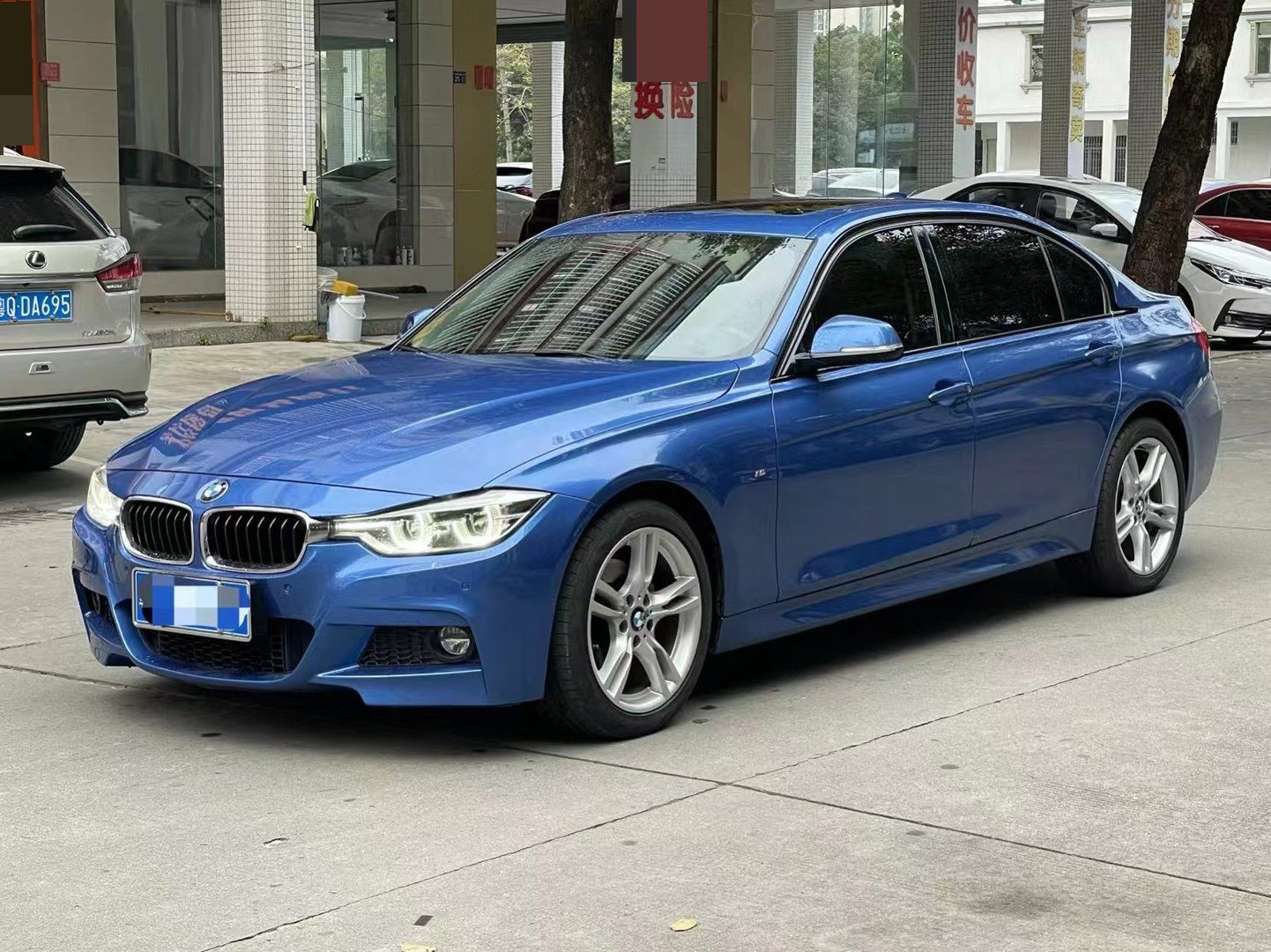 BMW 3 Series 2017 BMW 3 Series 2017 car image