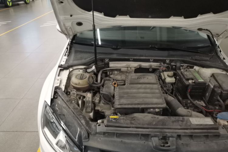 Volkswagen Golf 2016 immagine di auto #23