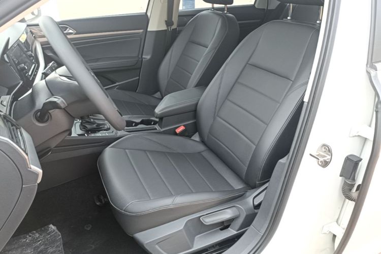 Volkswagen Lavida 2020 car image #15