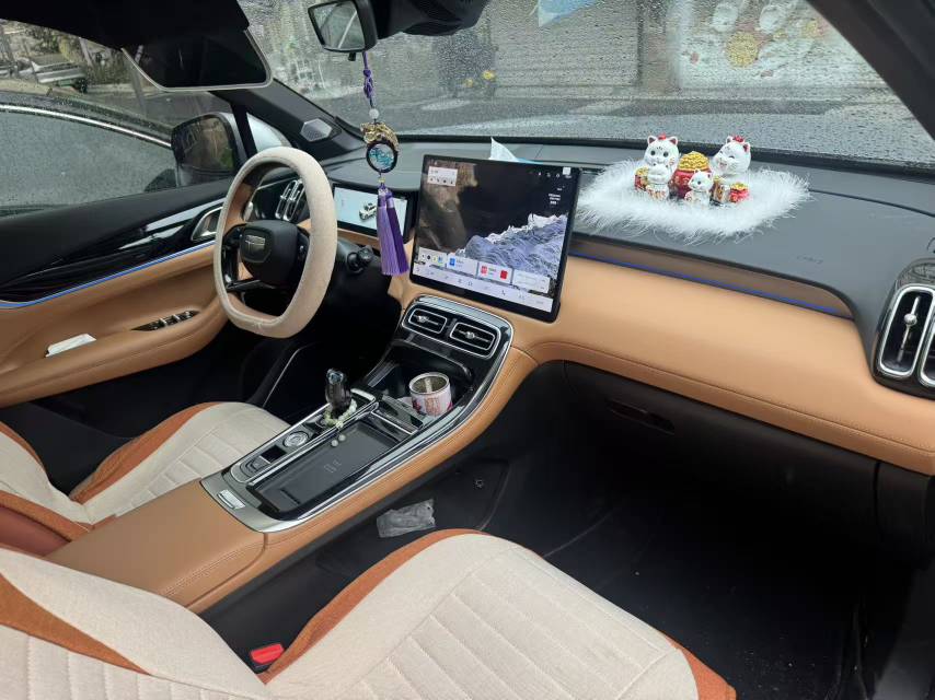 GEELY Boyue L 2026 car image #3