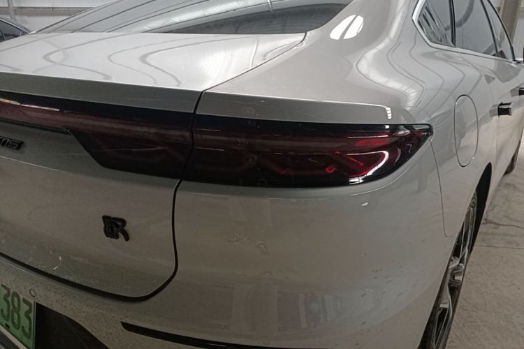 BYD Han 2024 car image #8