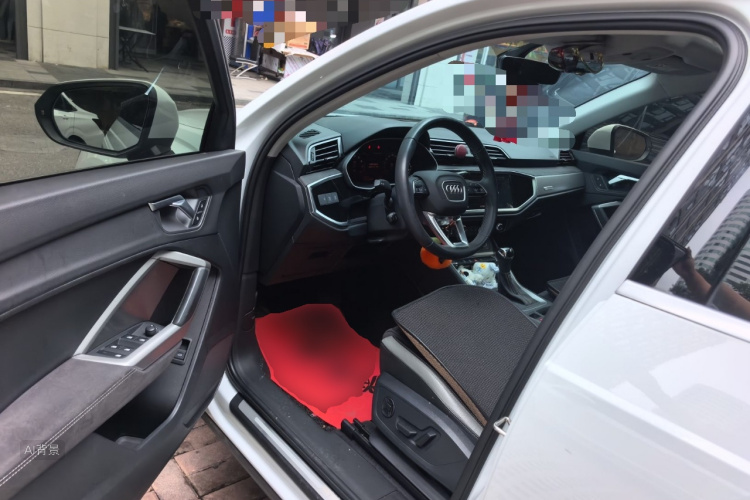 Audi Q3 2023 imagen de coche #18