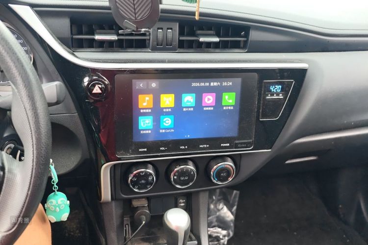 Toyota Corolla 2018 #15 Toyota Corolla 2018 car image #15