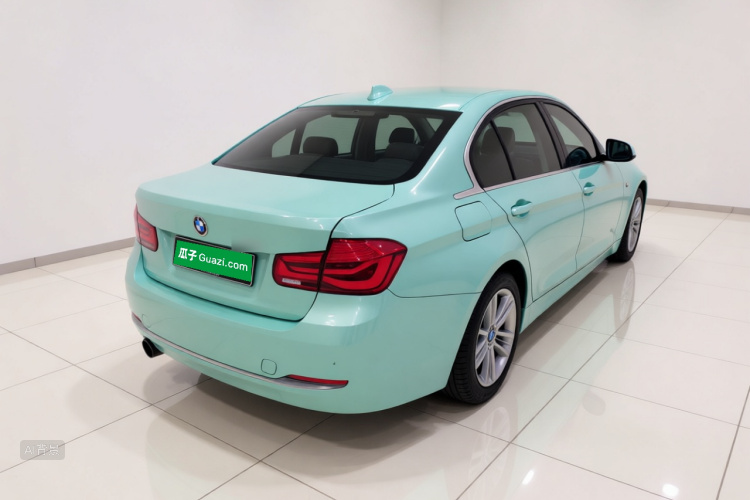 BMW 3 Series 2017 #7 BMW 3 Series 2017 car image #7