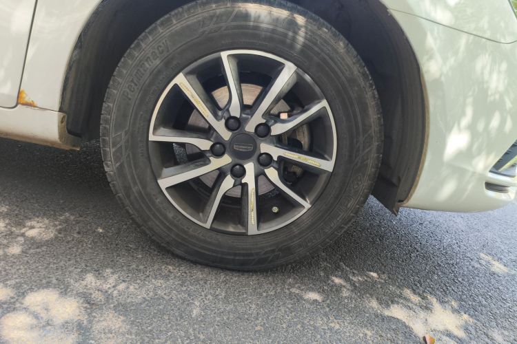 GEELY Emgrand 2020 #9 GEELY Emgrand 2020 car image #9