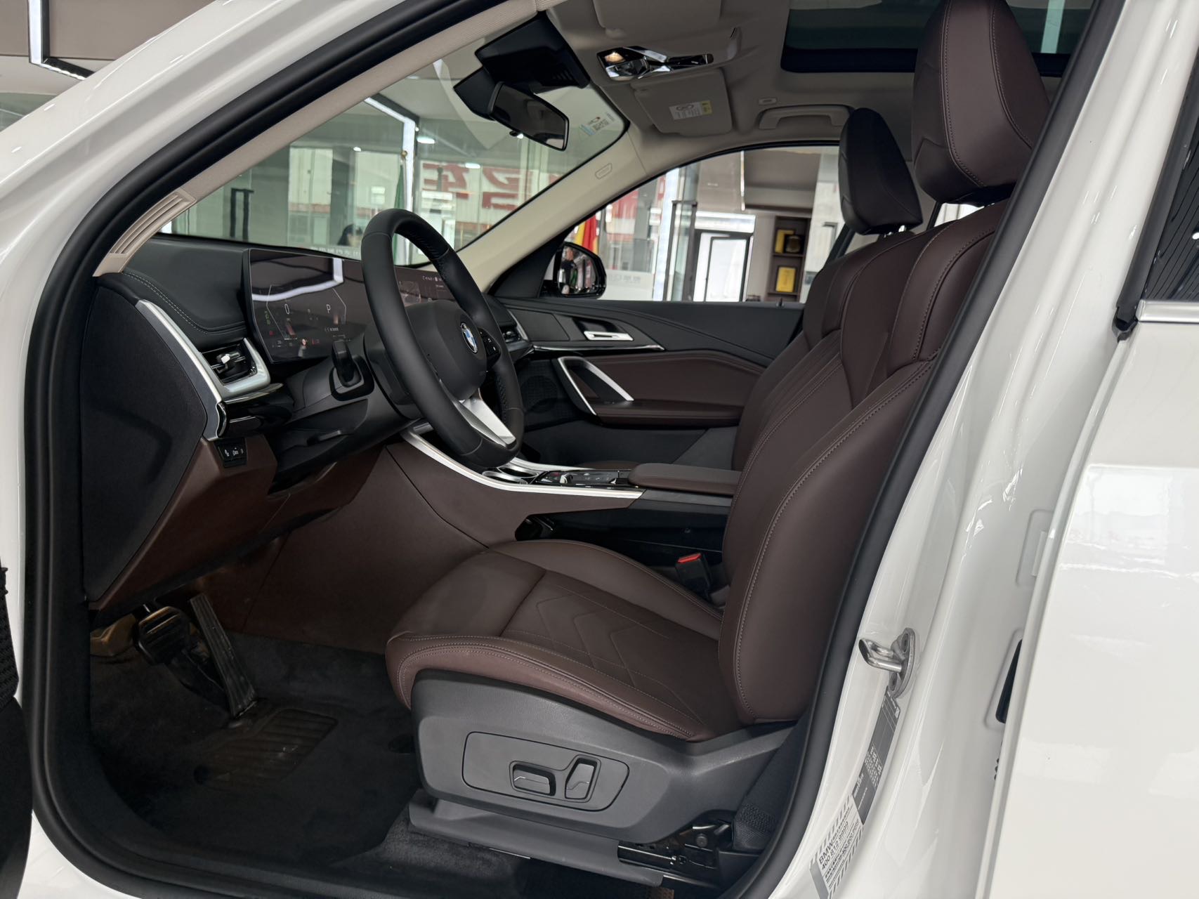 BMW X1 2023 car image #6