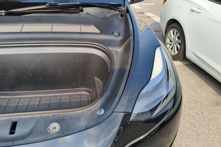Tesla Model Y 2022 #24 Tesla Model Y 2022 car image #24