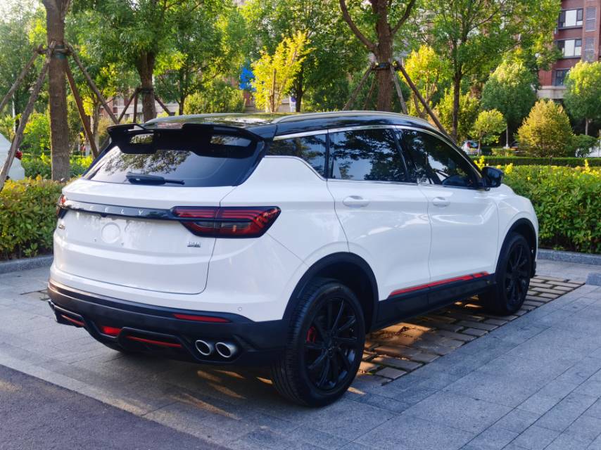 GEELY Coolray 2022 image de voiture #16