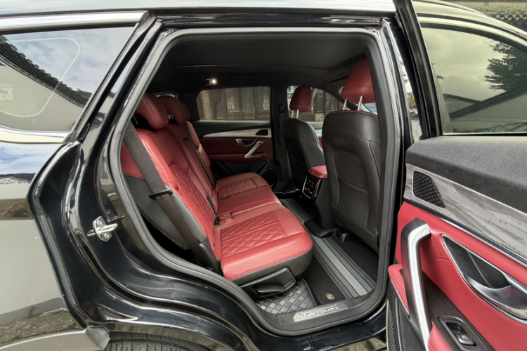 Jetour X70 PLUS 2024 immagine di auto #18