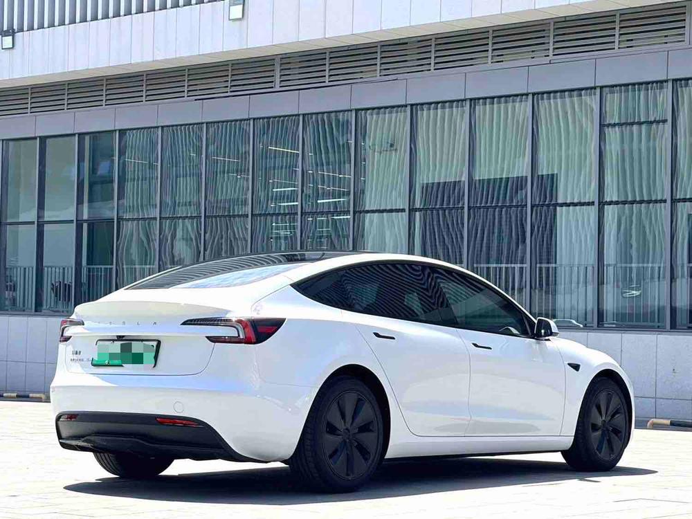 Tesla Model 3 2025 #6 Tesla Model 3 2025 car image #6