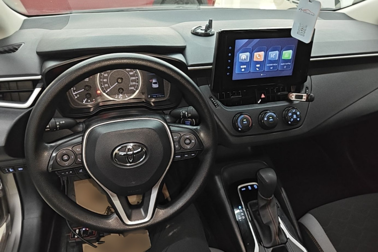 Toyota Corolla 2023 car image #10