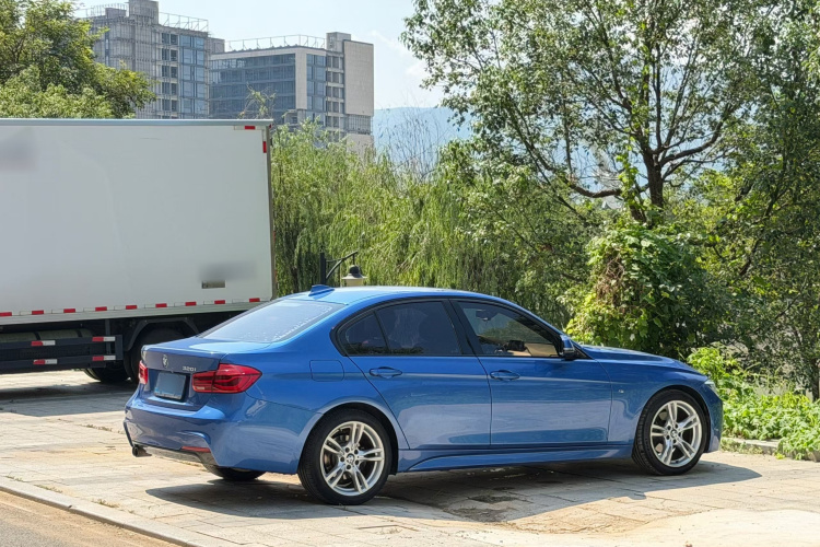 BMW 3 Series 2017 immagine di auto #6