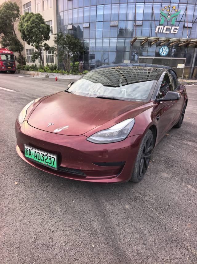 Tesla Model 3 2022 car image 