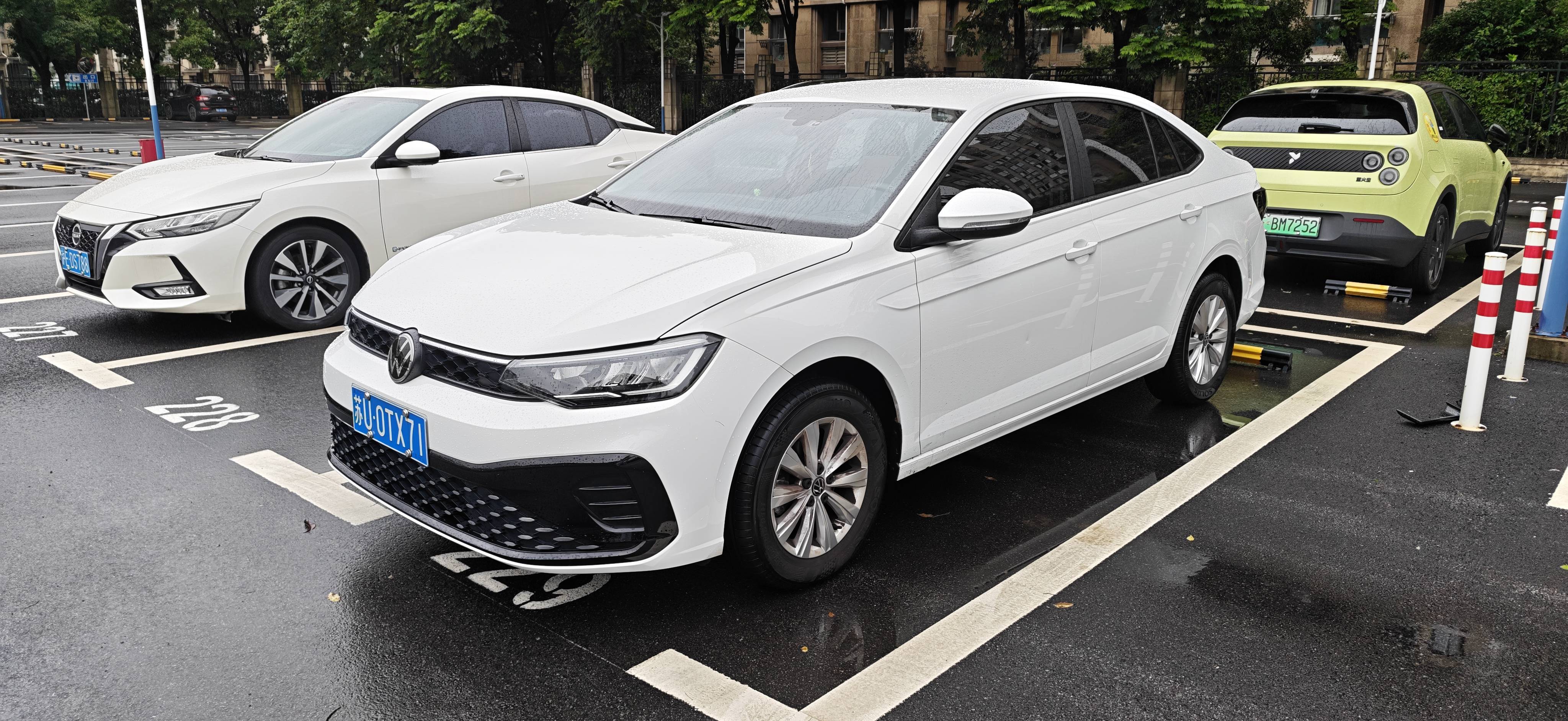 Volkswagen Lavida 2024 car image 
