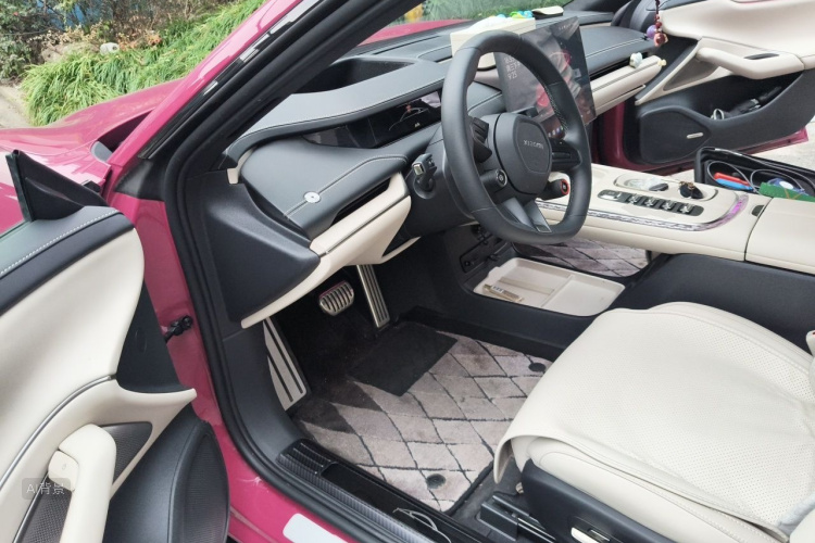 MI SU7 2025 car image #18