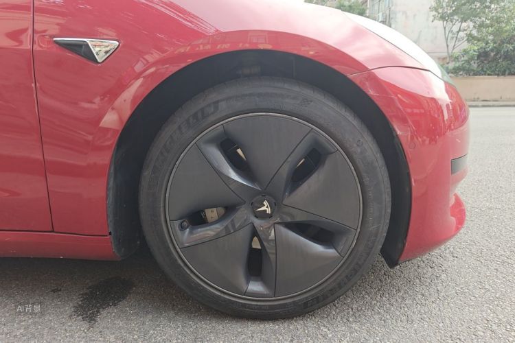 Tesla Model 3 2020 car image #9