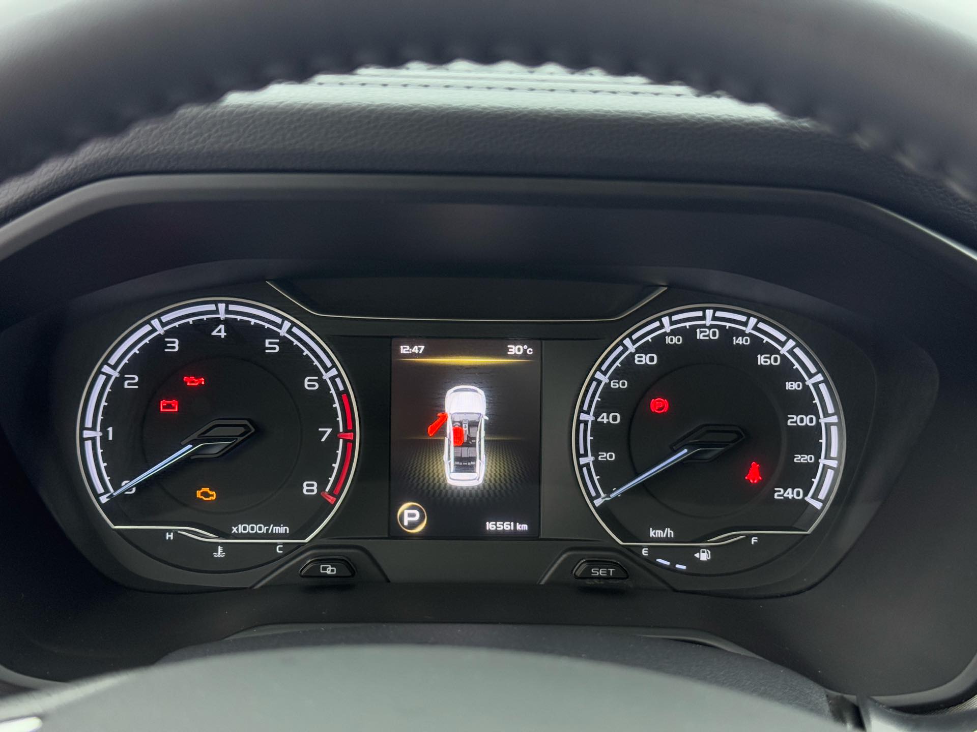 GEELY Vision X6 2022 صورة سيارة #6