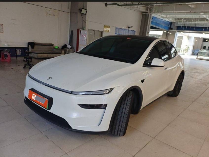 Tesla Model Y 2026 Tesla Model Y 2026 car image