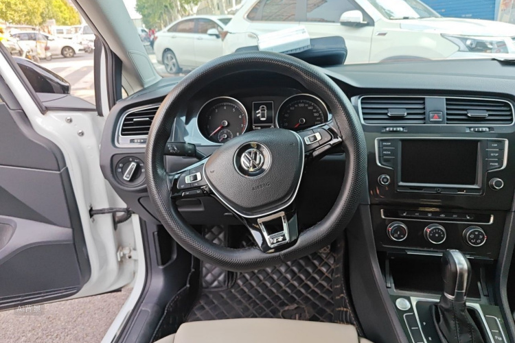 Volkswagen Golf 2017 #12 Volkswagen Golf 2017 car image #12