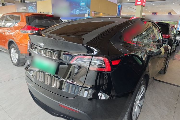 Tesla Model Y 2022 #7 Tesla Model Y 2022 car image #7