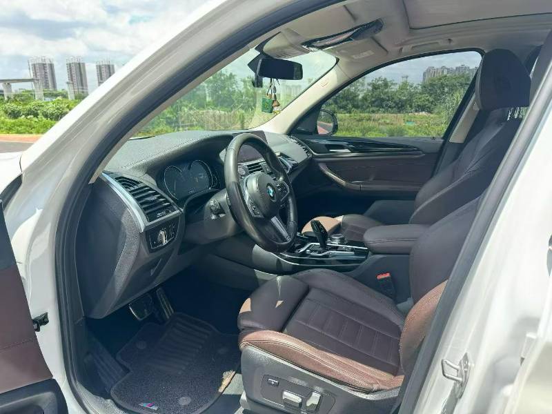 BMW X3 2019 #4 BMW X3 2019 car image #4