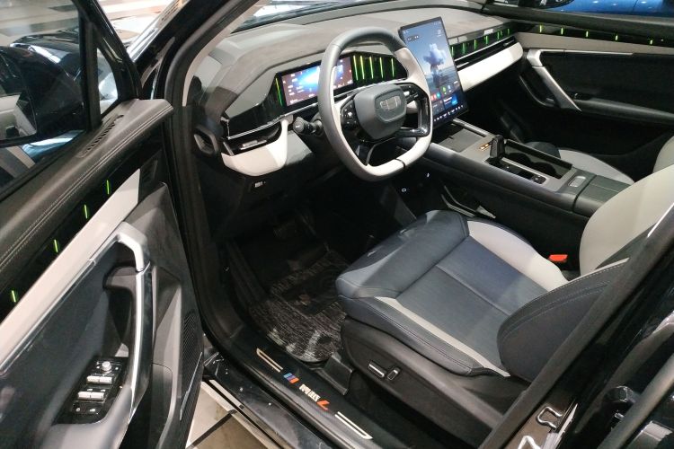 GEELY Boyue L 2024 car image #16