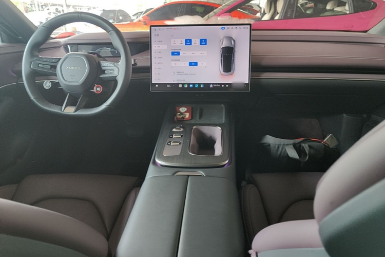 MI SU7 2025 car image #10