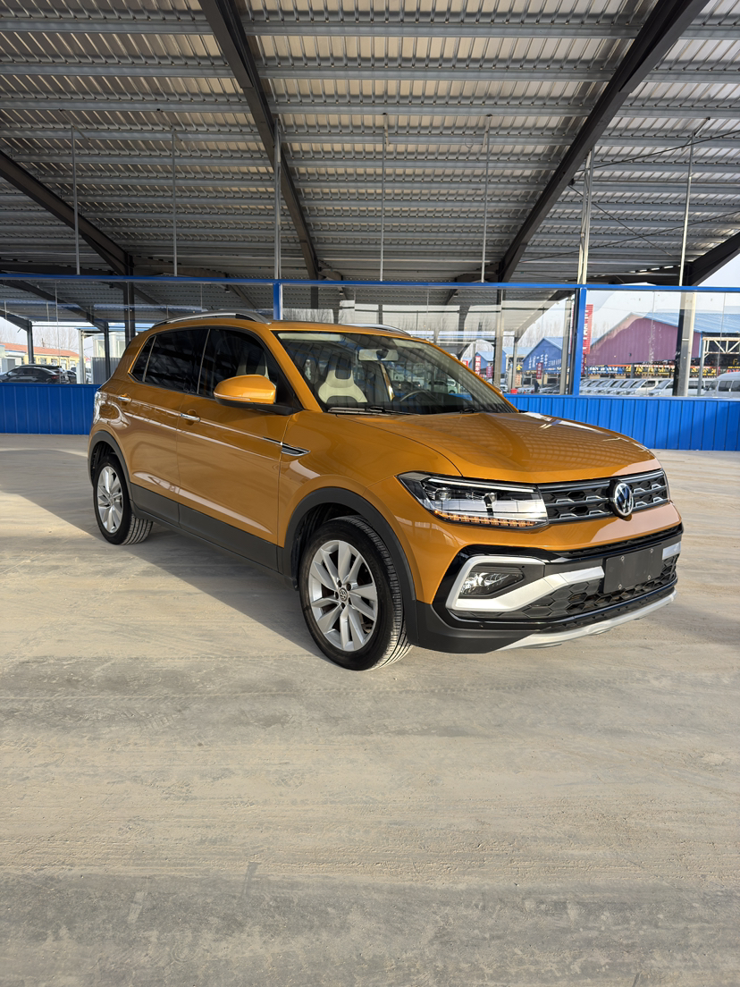 Volkswagen T-Cross 2020 #2 Volkswagen T-Cross 2020 car image #2