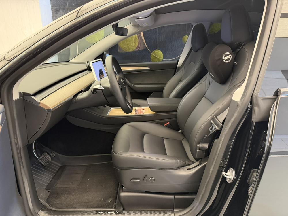 Tesla Model Y 2023 #14 Tesla Model Y 2023 immagine di auto #14